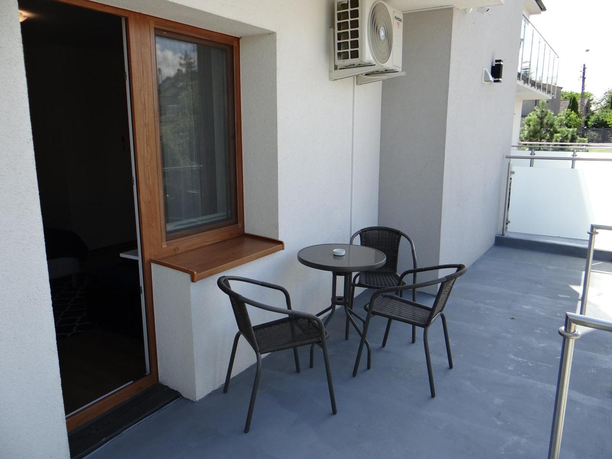 La Mer Pokoje I Apartamenty Wladyslawowo Bilik gambar