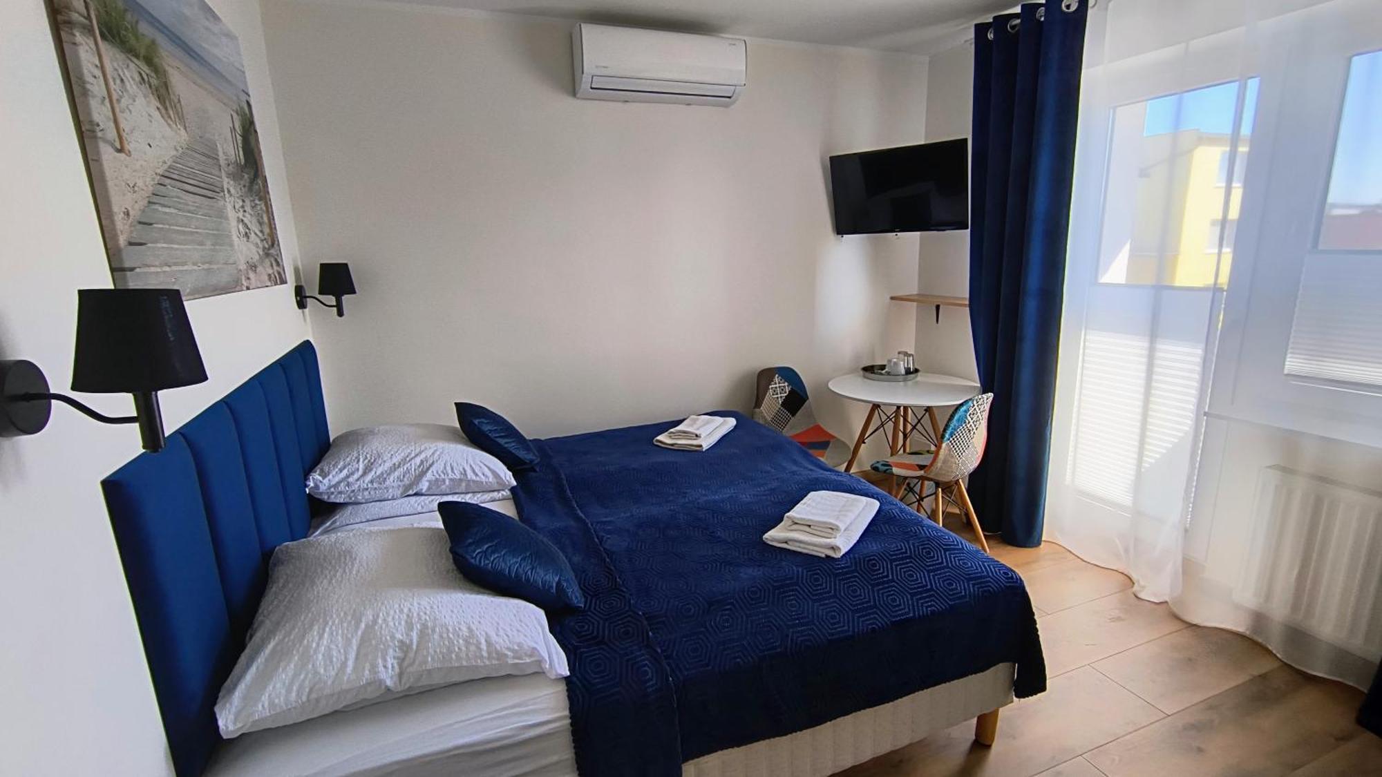 La Mer Pokoje I Apartamenty Wladyslawowo Bilik gambar