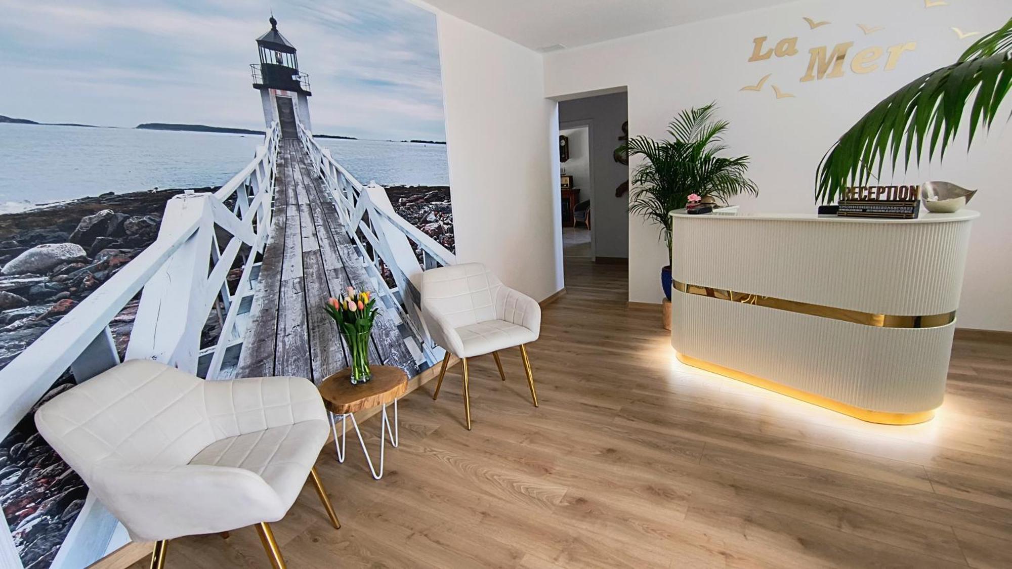 La Mer Pokoje I Apartamenty Wladyslawowo Luaran gambar